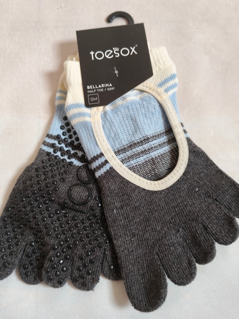 Toesox Yoga Five-Toe Socks Men - Medias Para Pilates Y Yoga ulasan dan harga