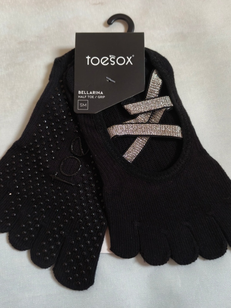 Toesox Yoga Five-Toe Socks Men - Medias Para Pilates Y Yoga ulasan dan harga